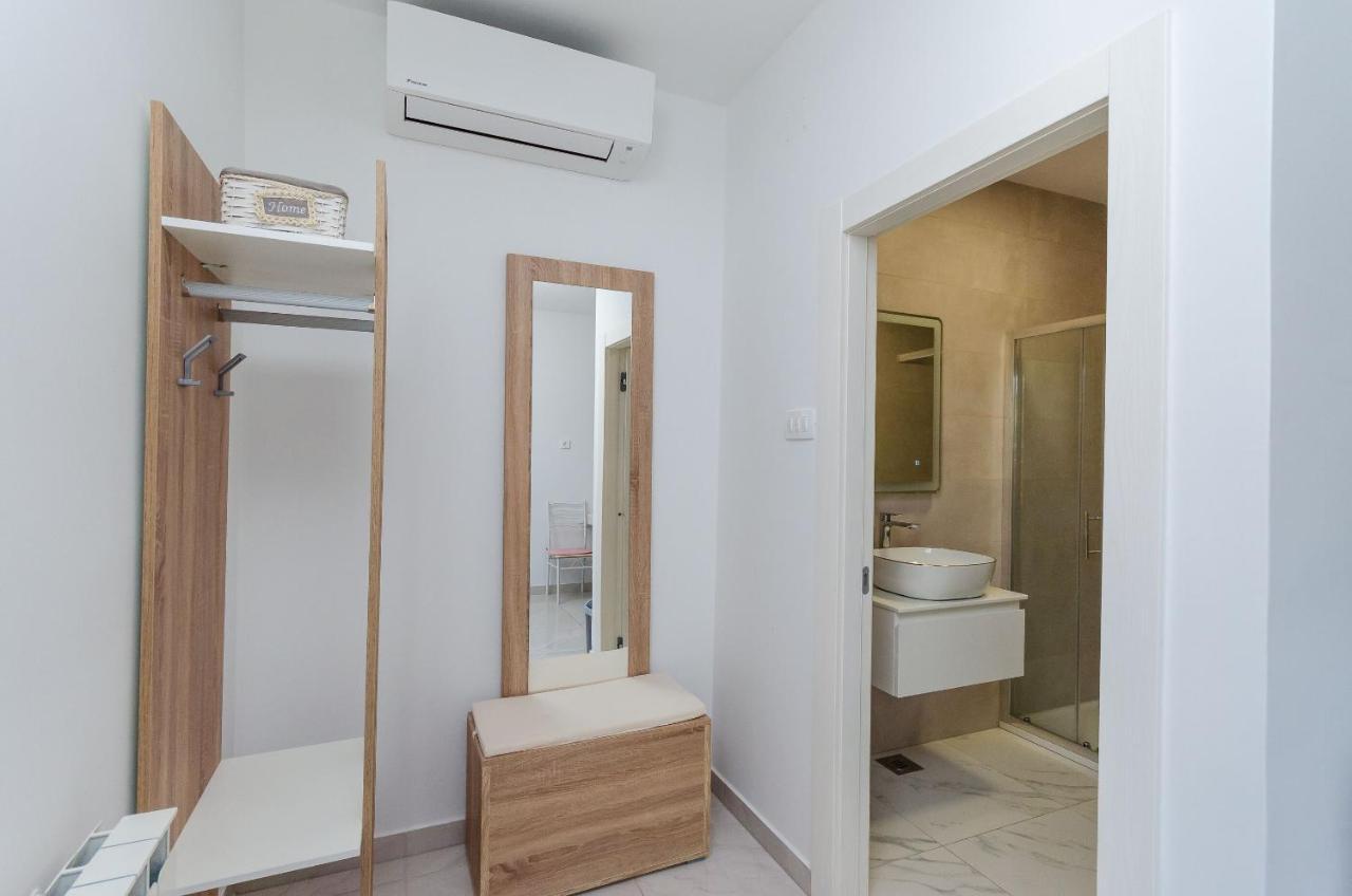Apartment Zdenko Rovinj Buitenkant foto