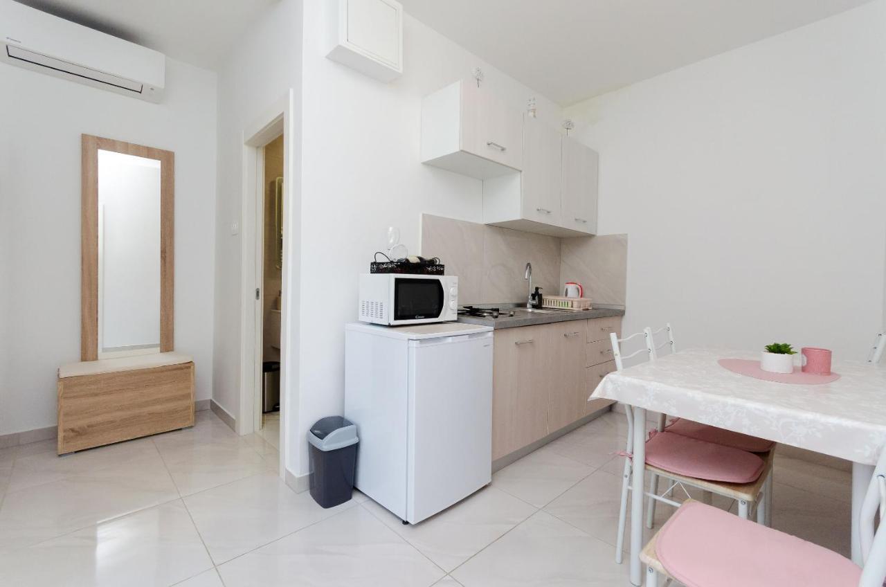 Apartment Zdenko Rovinj Buitenkant foto