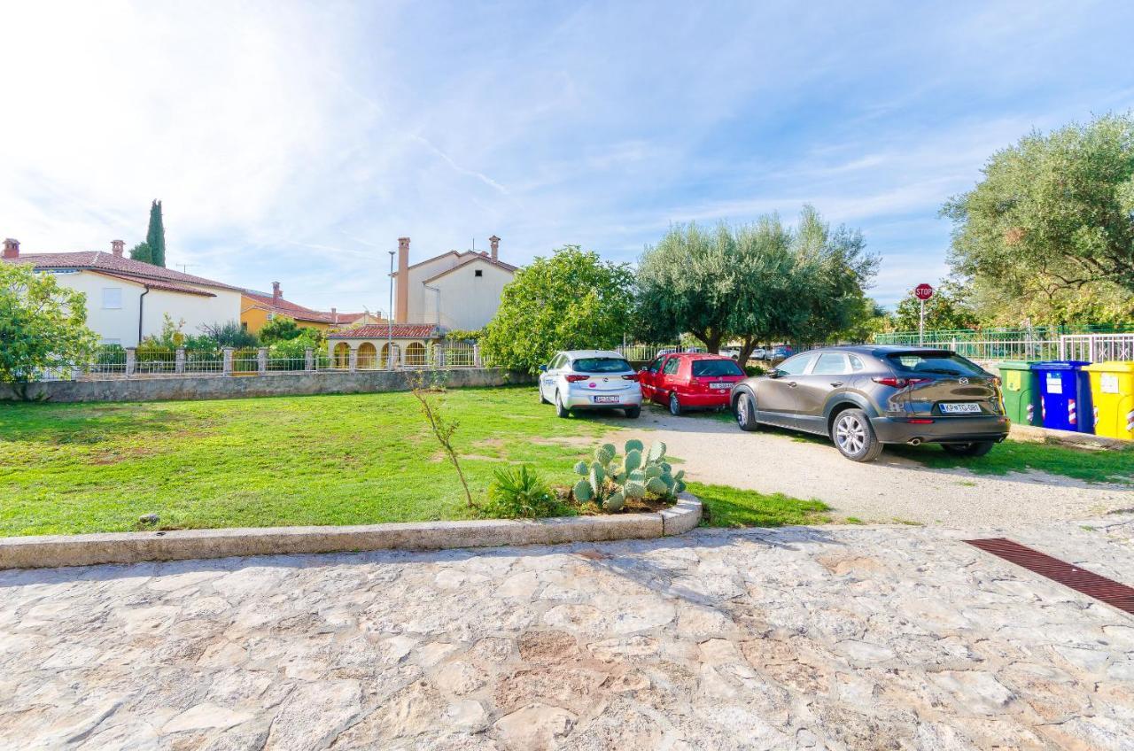 Apartment Zdenko Rovinj Buitenkant foto