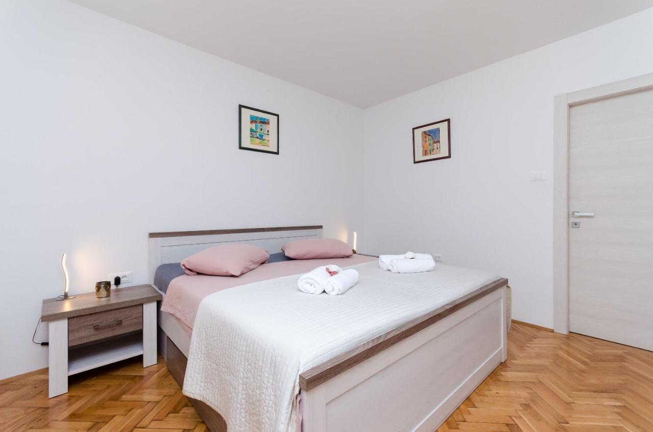 Apartment Zdenko Rovinj Buitenkant foto