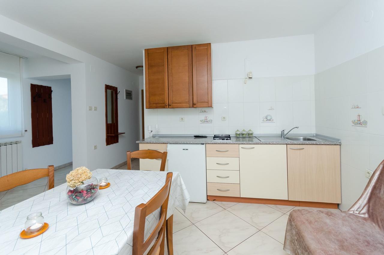 Apartment Zdenko Rovinj Buitenkant foto